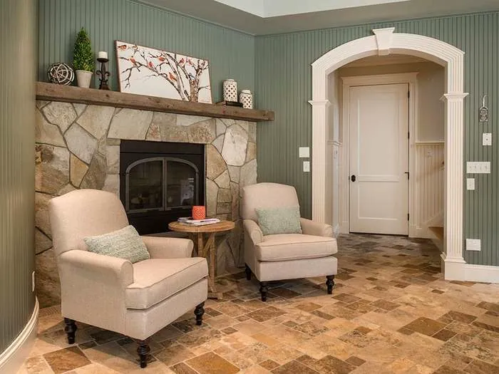 Fireplace sitting room with built-in cabinetry